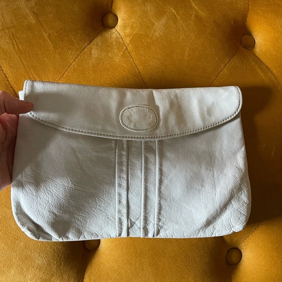 Antonia White Genuine Leather 9” Envelope Clutch Bag - Picture 2 of 10